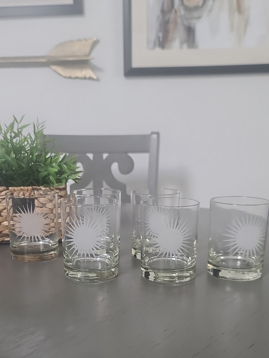 Neiman Marcus Other - Nieman Marcus Etched Sunburst Glass Tumblers Set of 6